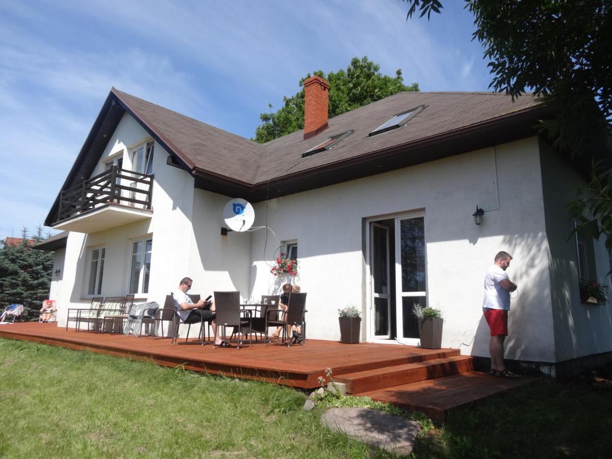Dworek Debina - Idealny Dla Rodzin I Przyjaciol - Wspolna Sala Do Biesiadowania , Plaza Przyjazna Psom Bagian luar foto
